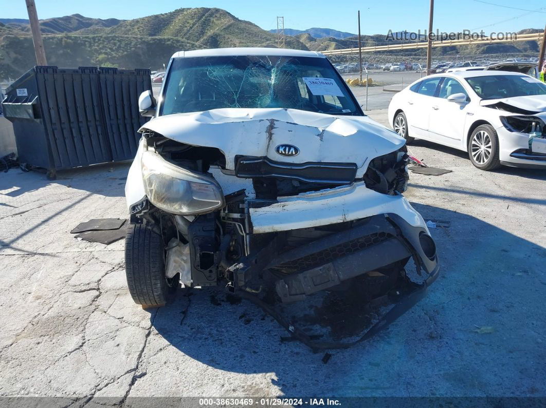 2019 Kia Soul   White vin: KNDJN2A28K7008066