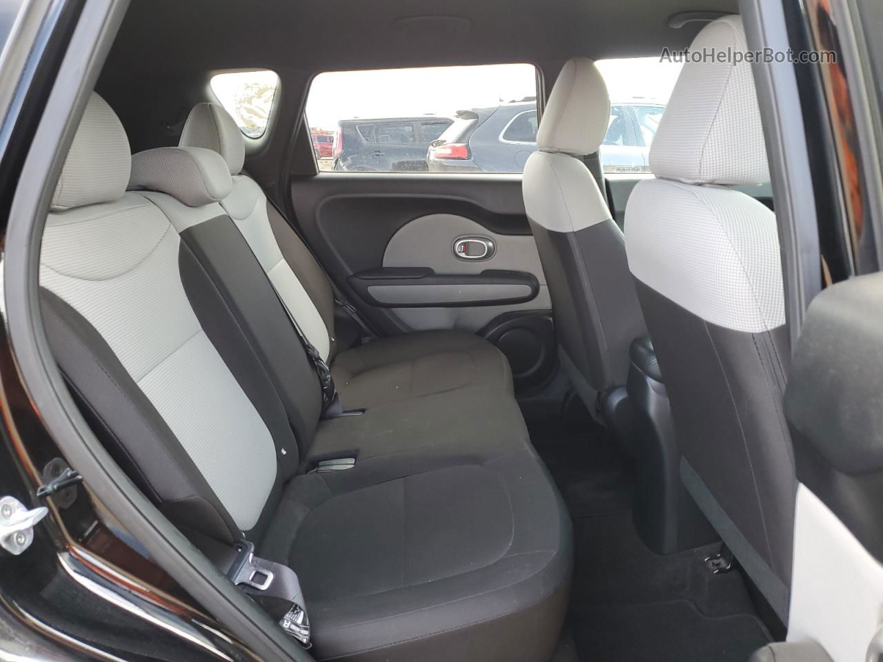 2016 Kia Soul  Черный vin: KNDJN2A29G7335633