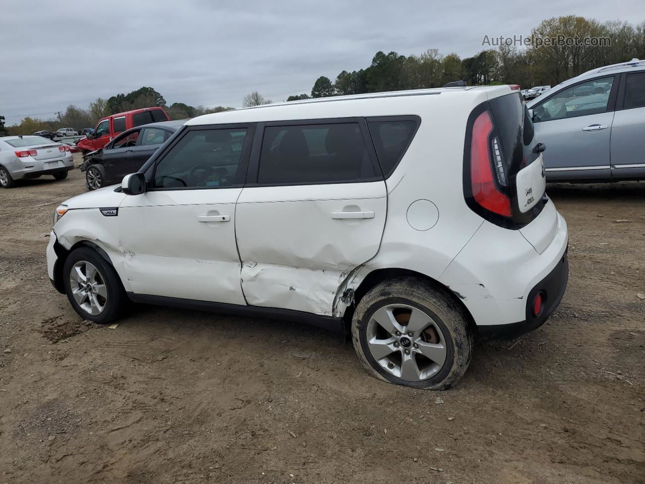 2019 Kia Soul  White vin: KNDJN2A29K7009453