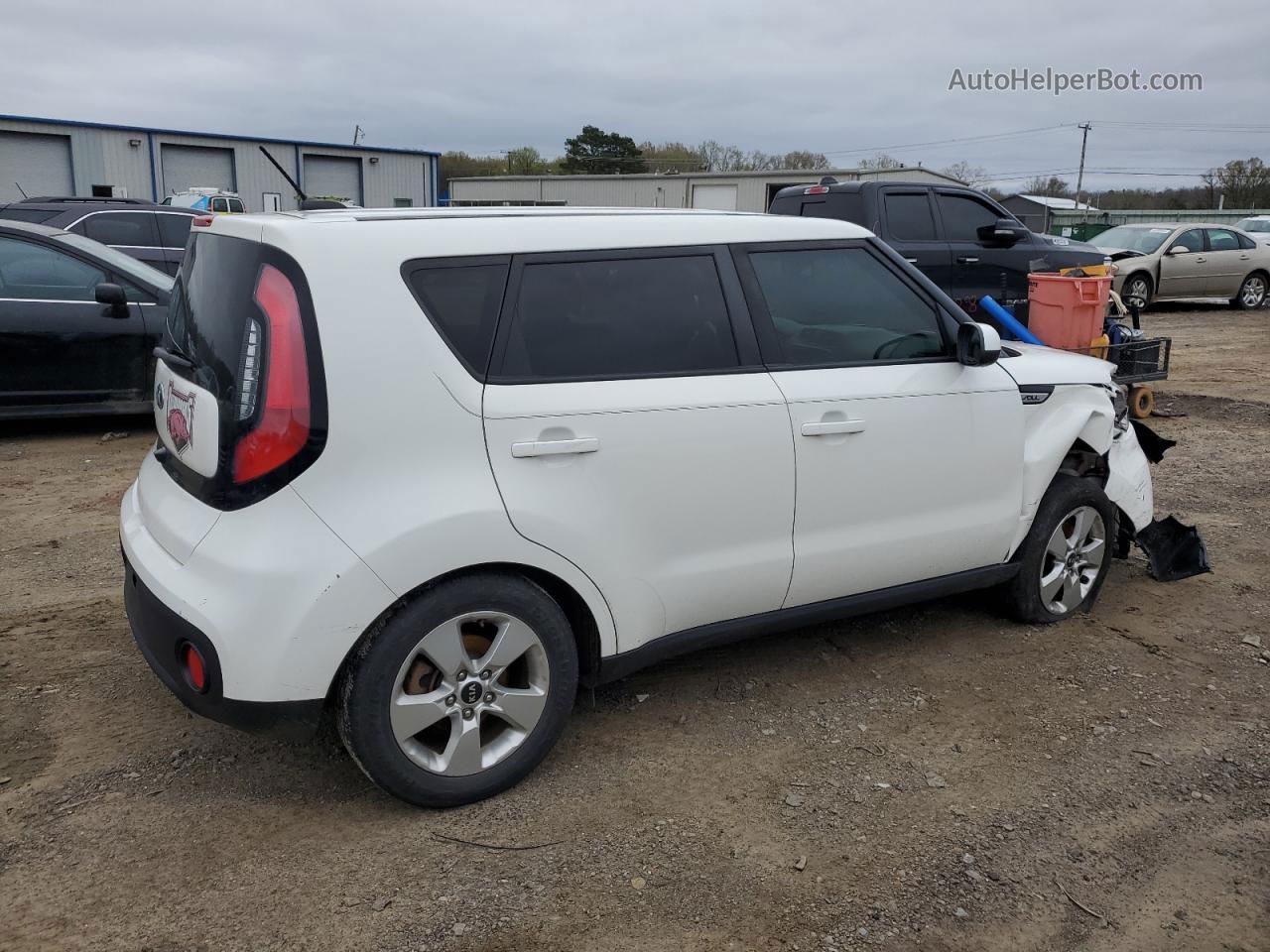 2019 Kia Soul  White vin: KNDJN2A29K7009453