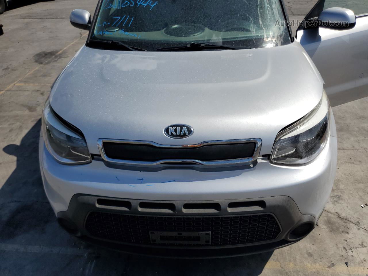 2016 Kia Soul  Серебряный vin: KNDJN2A2XG7829645