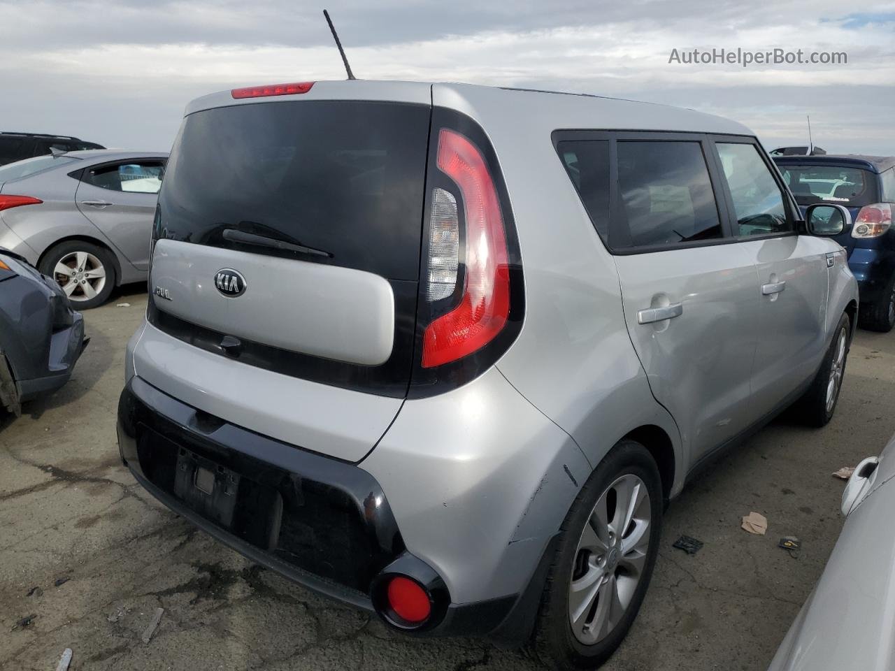 2016 Kia Soul + Серебряный vin: KNDJP3A51G7858638