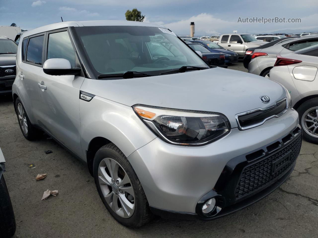 2016 Kia Soul + Серебряный vin: KNDJP3A51G7858638