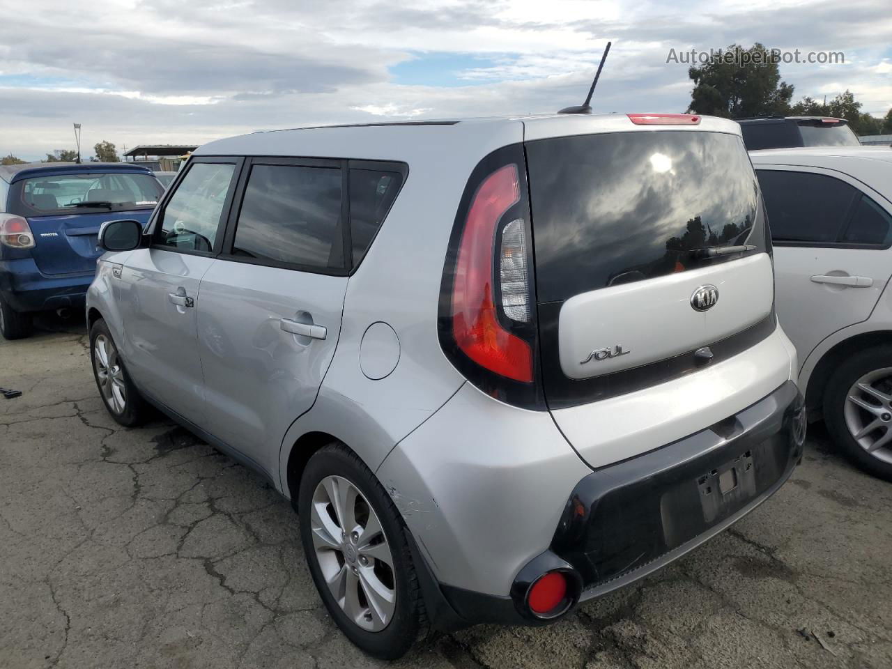 2016 Kia Soul + Серебряный vin: KNDJP3A51G7858638