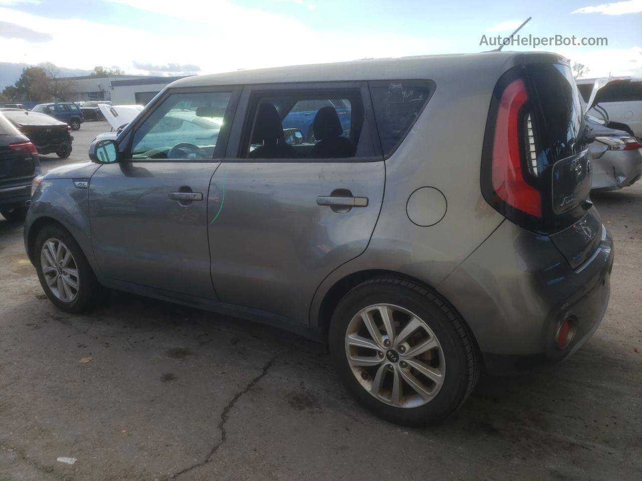 2019 Kia Soul + Gray vin: KNDJP3A51K7676365