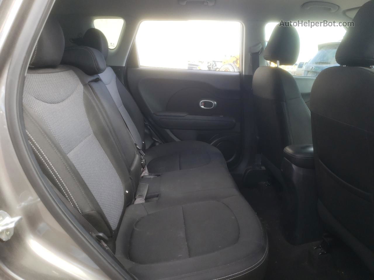 2019 Kia Soul + Gray vin: KNDJP3A51K7676365