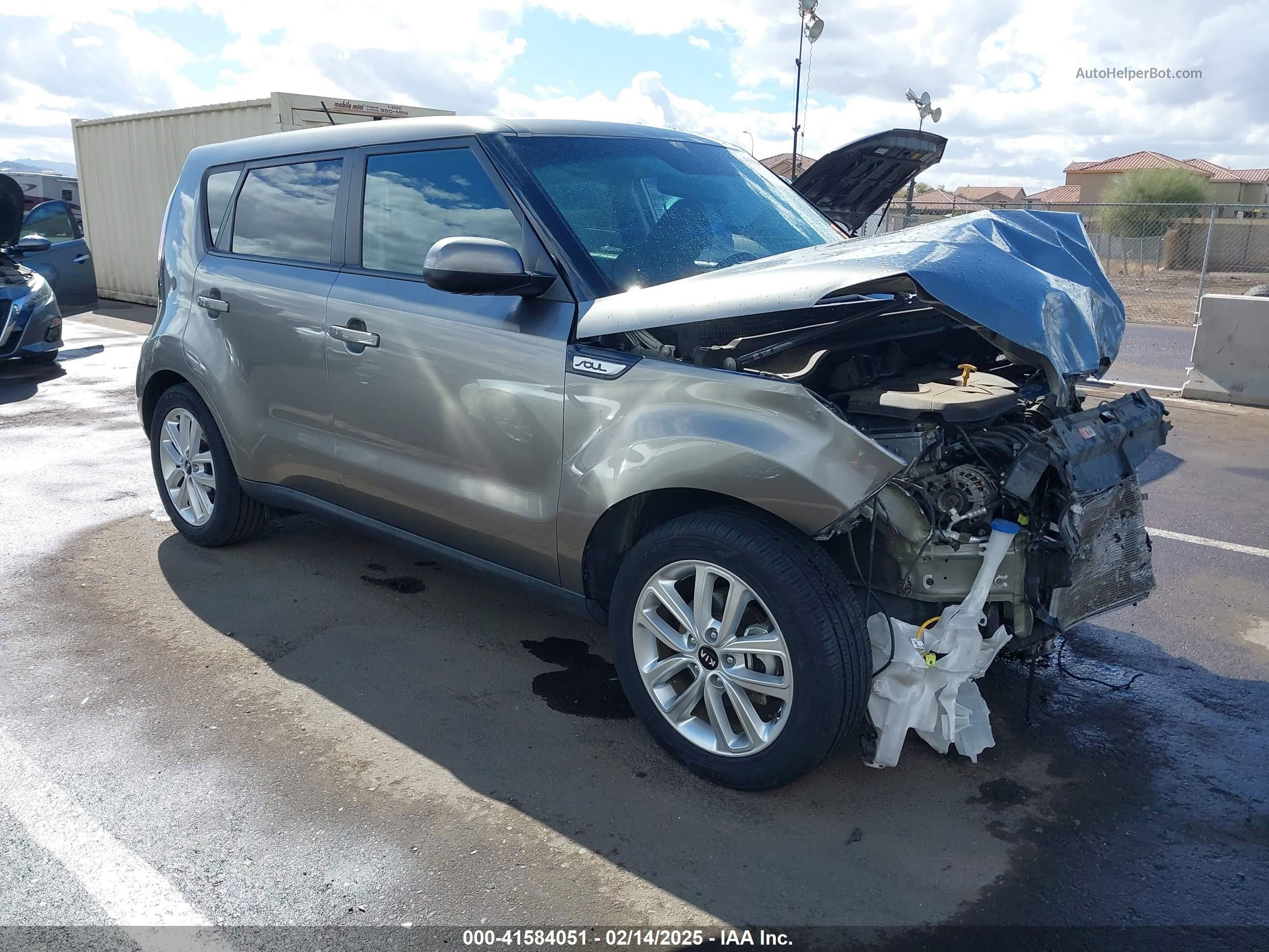 2019 Kia Soul + Gray vin: KNDJP3A52K7007909