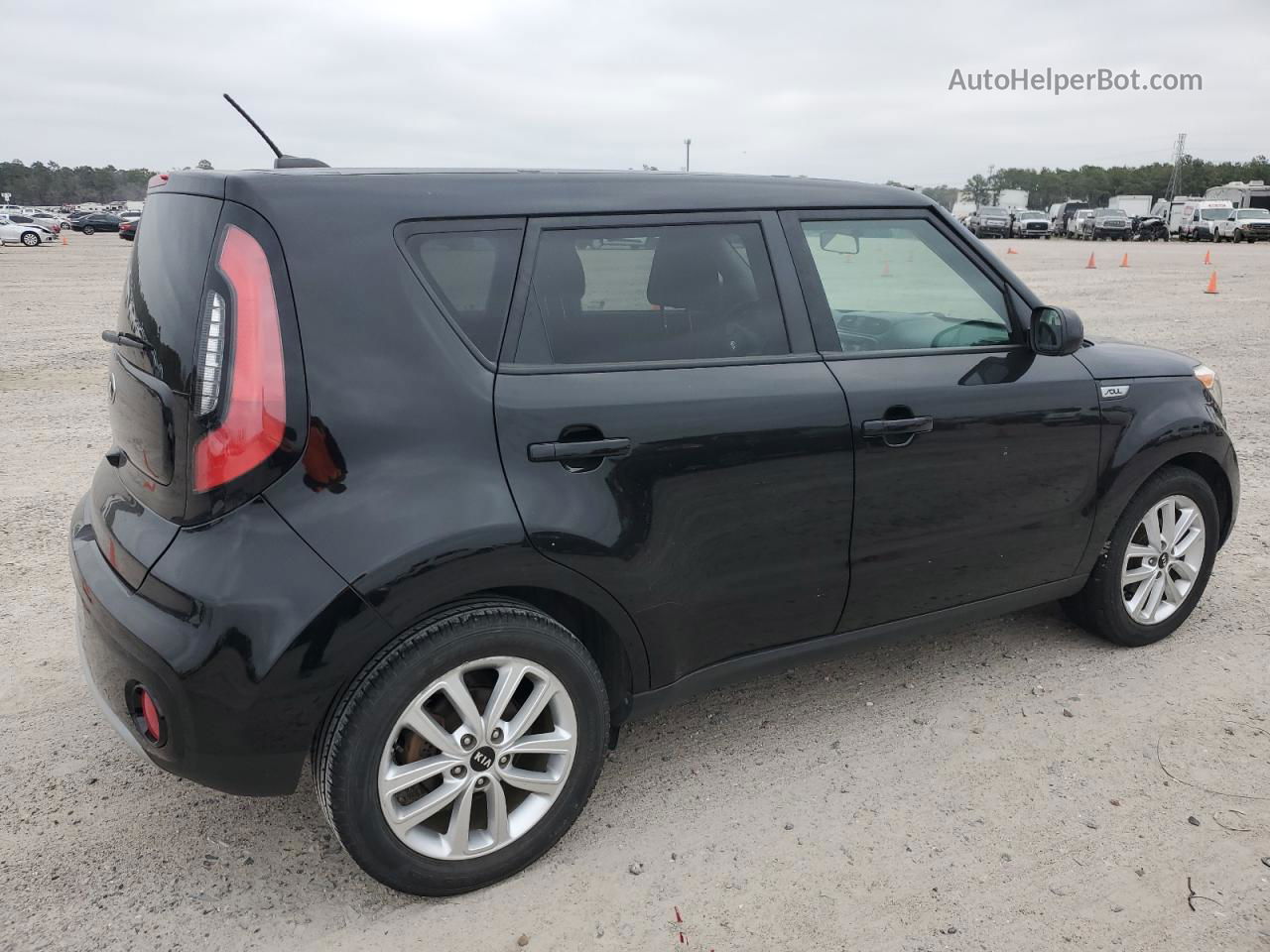 2019 Kia Soul + Black vin: KNDJP3A52K7014830