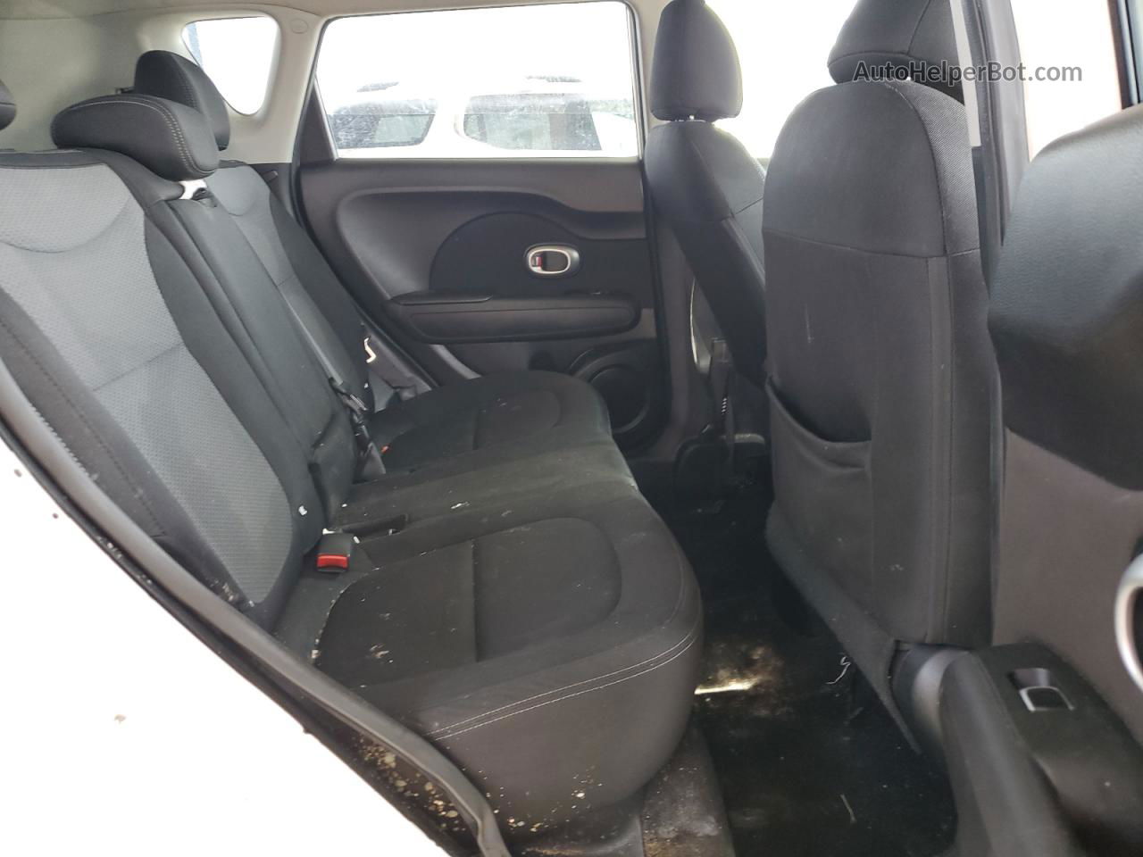 2019 Kia Soul + White vin: KNDJP3A52K7665830