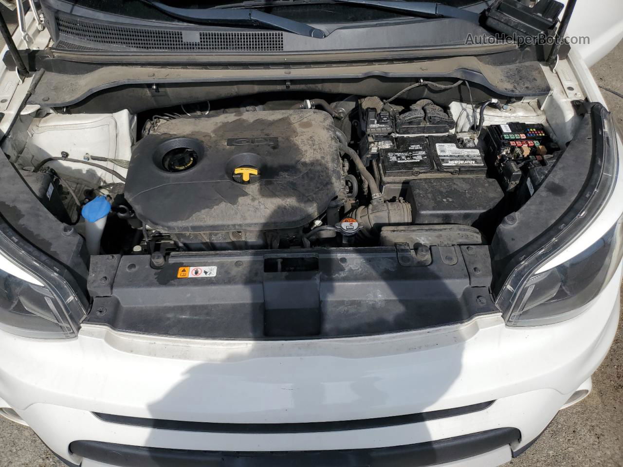 2019 Kia Soul + White vin: KNDJP3A52K7665830