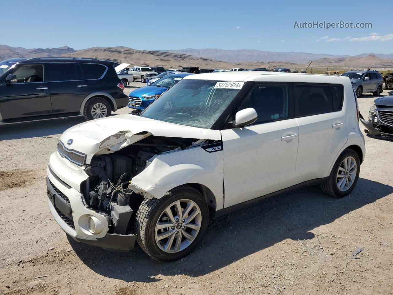 2019 Kia Soul + White vin: KNDJP3A54K7003537