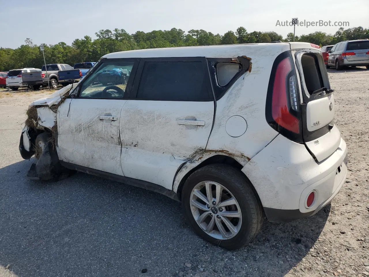 2019 Kia Soul + White vin: KNDJP3A54K7655591