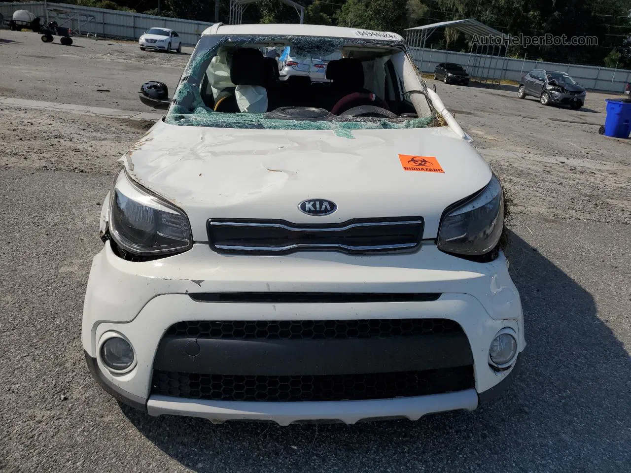 2019 Kia Soul + White vin: KNDJP3A54K7655591