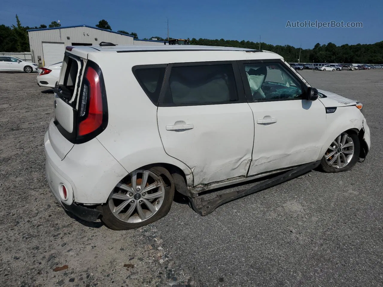 2019 Kia Soul + White vin: KNDJP3A54K7655591