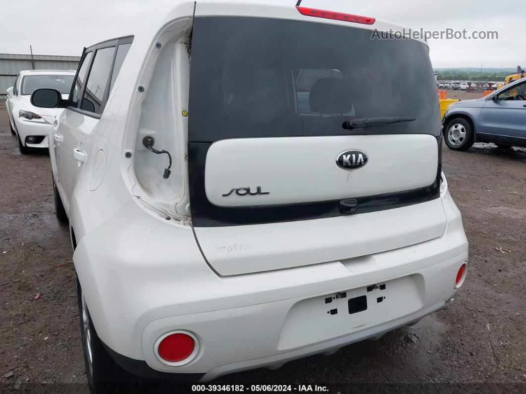 2019 Kia Soul + White vin: KNDJP3A55K7692665