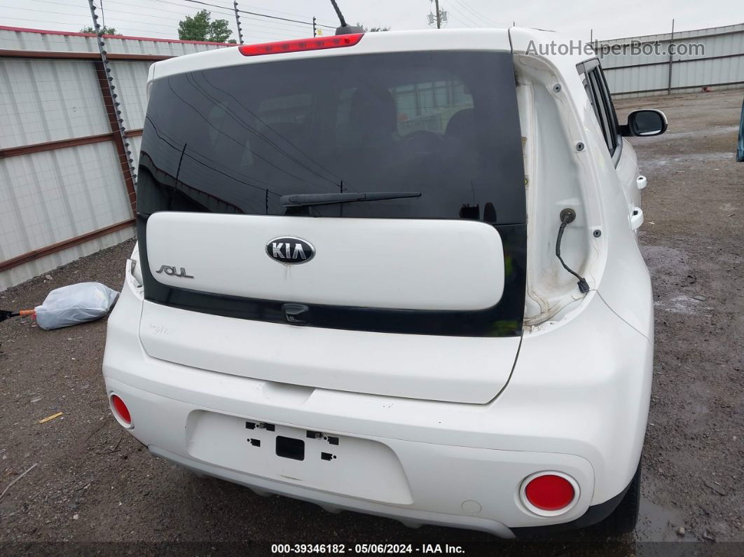 2019 Kia Soul + White vin: KNDJP3A55K7692665
