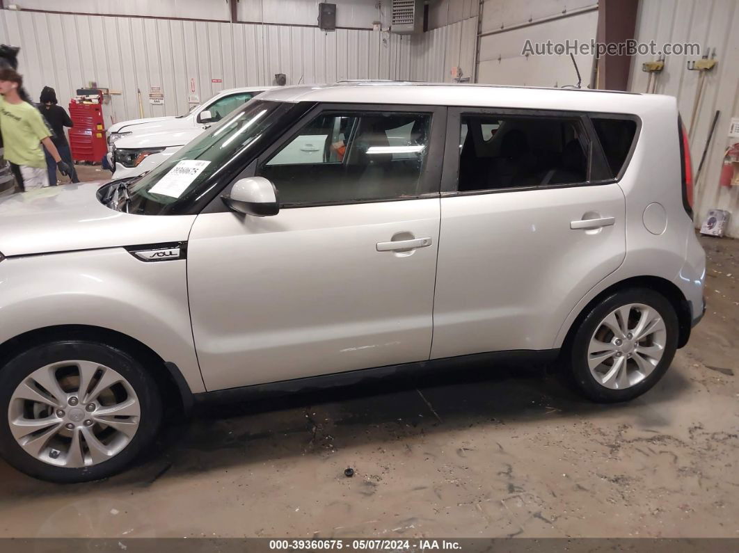 2016 Kia Soul + Серебряный vin: KNDJP3A56G7859669