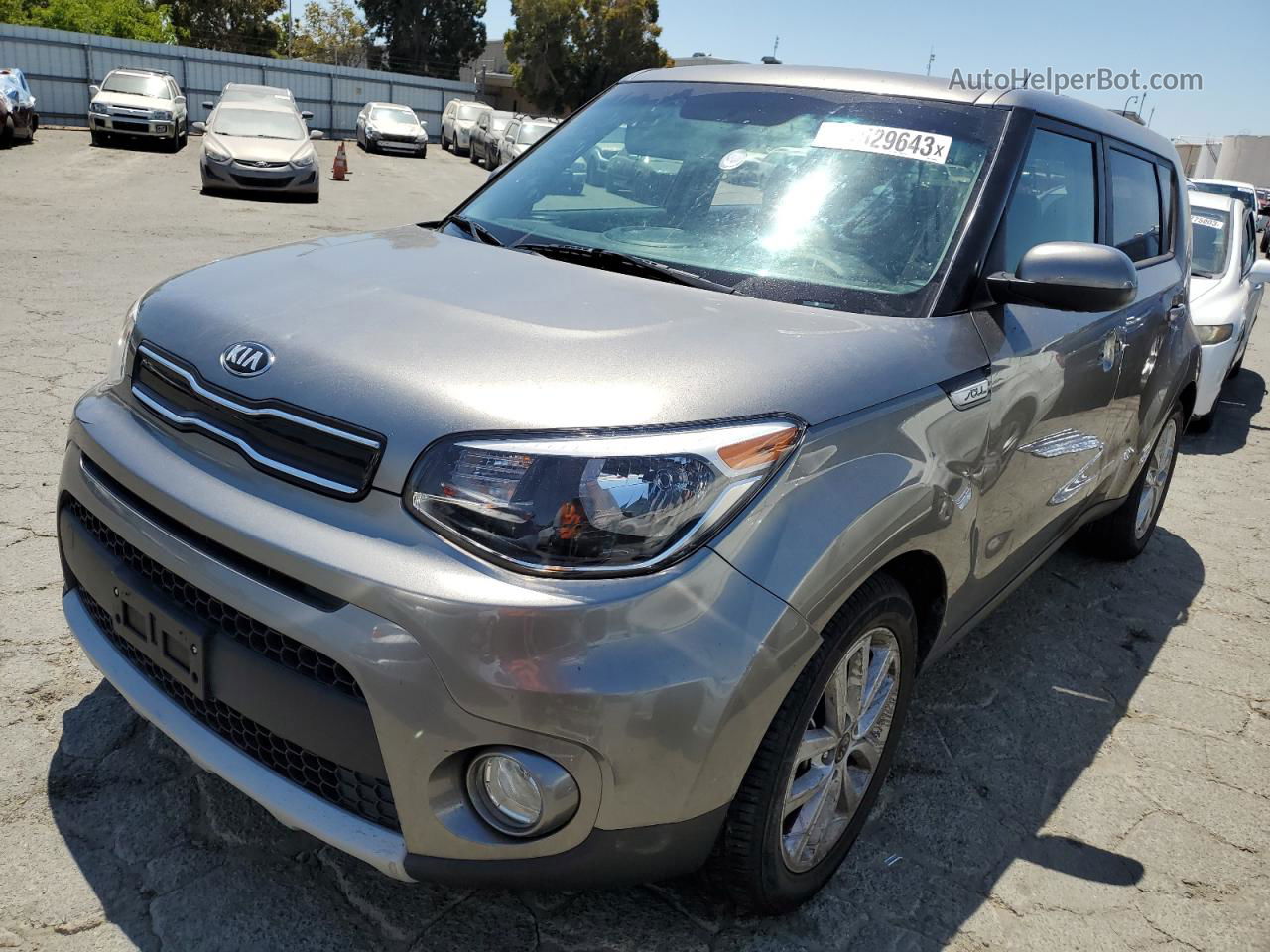 2019 Kia Soul + Серый vin: KNDJP3A56K7656063