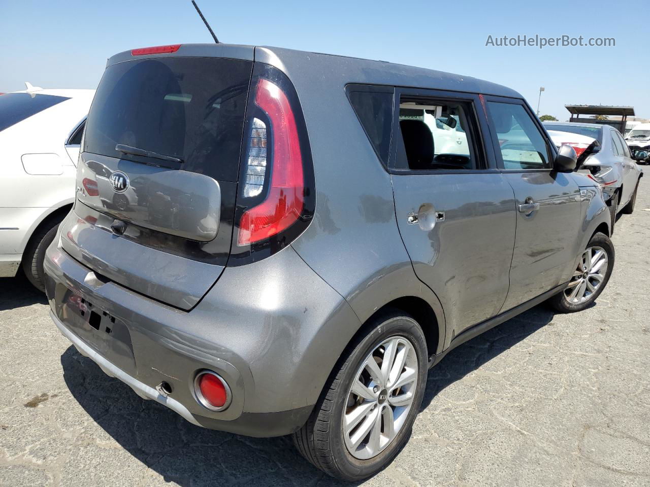 2019 Kia Soul + Gray vin: KNDJP3A56K7656063