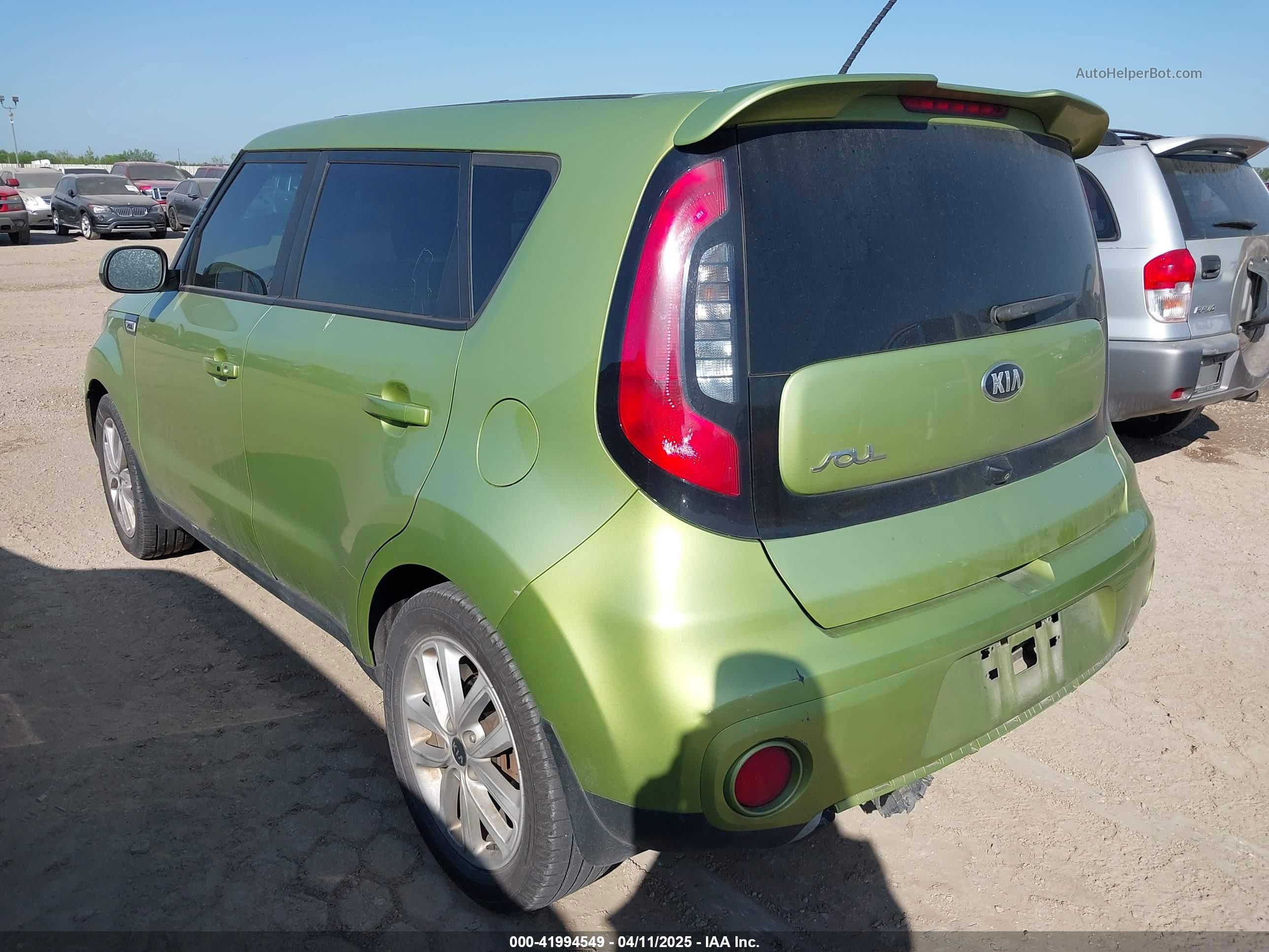 2019 Kia Soul + Green vin: KNDJP3A56K7911035