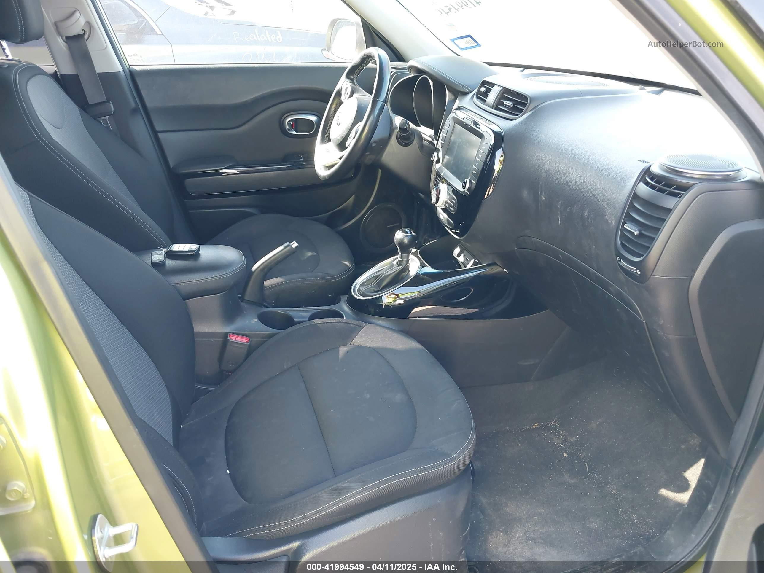 2019 Kia Soul + Green vin: KNDJP3A56K7911035