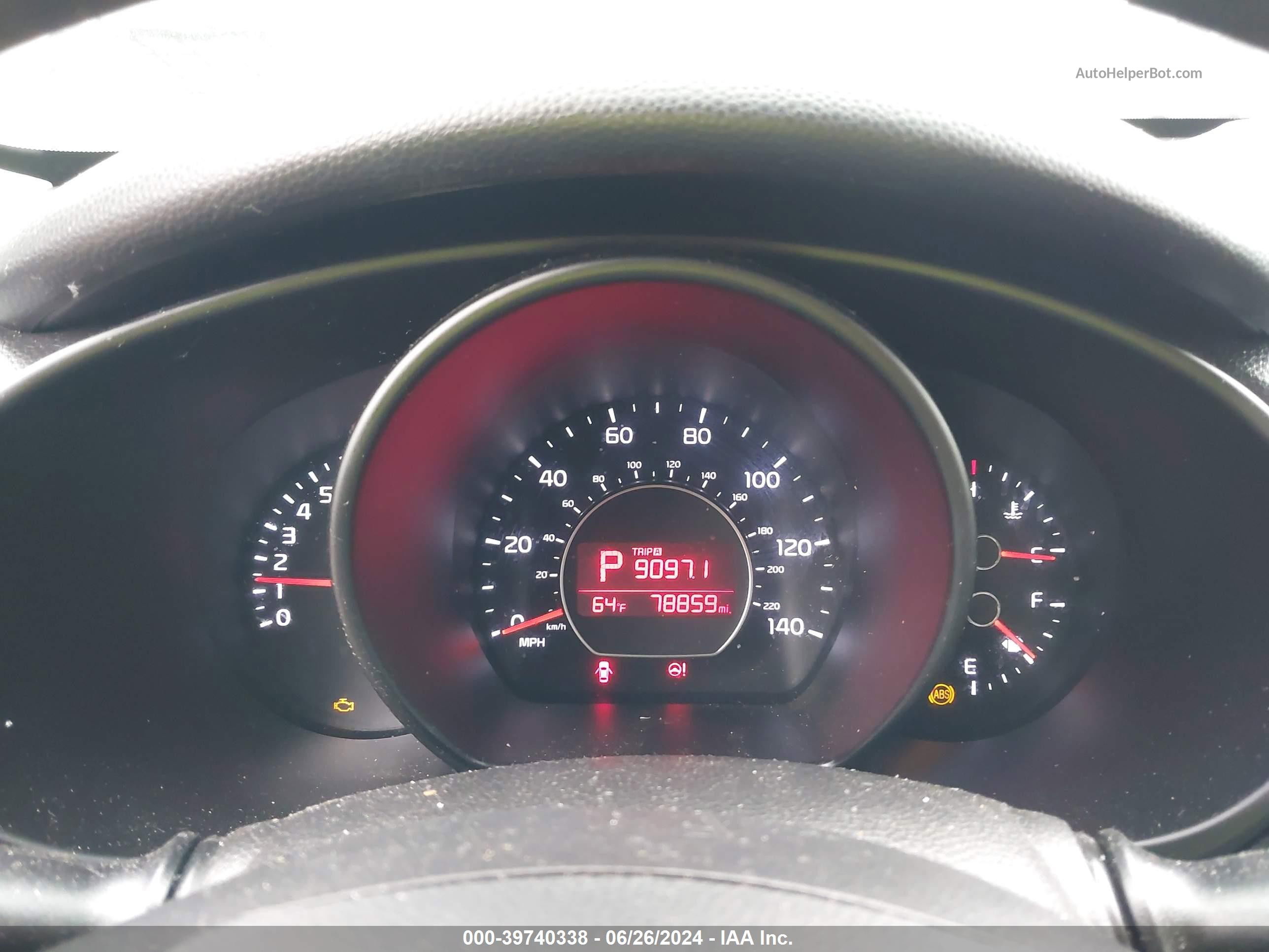 2019 Kia Soul + White vin: KNDJP3A58K7668327