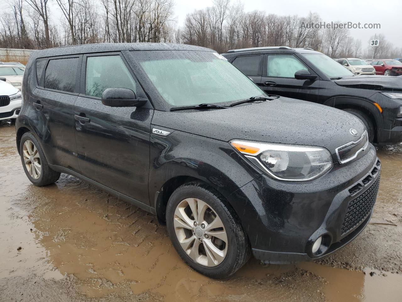 2016 Kia Soul + Black vin: KNDJP3A5XG7371034