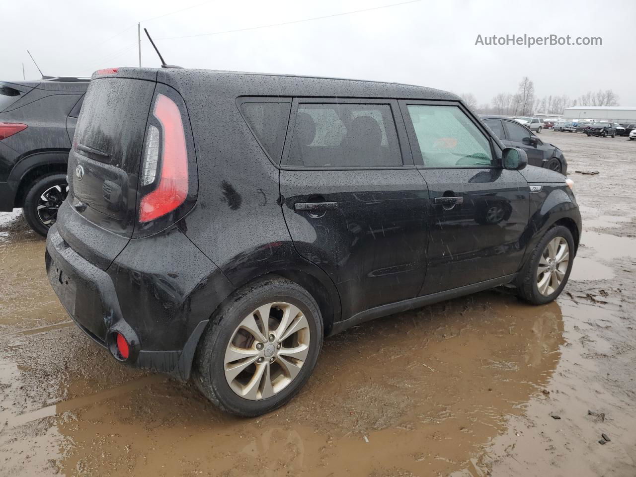 2016 Kia Soul + Black vin: KNDJP3A5XG7371034