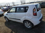 2010 Kia Soul  White vin: KNDJT2A10A7121151