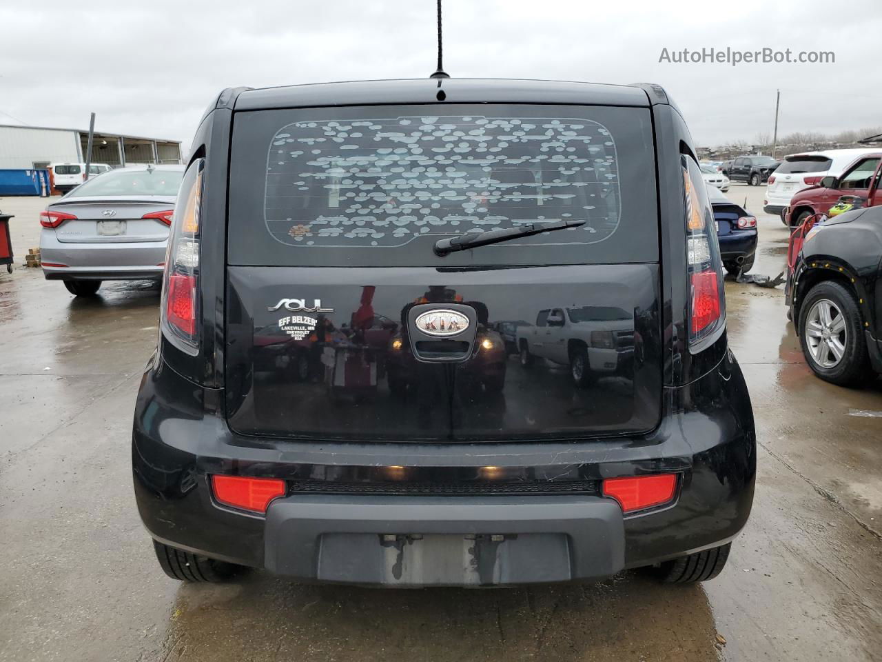 2010 Kia Soul  Black vin: KNDJT2A14A7032263