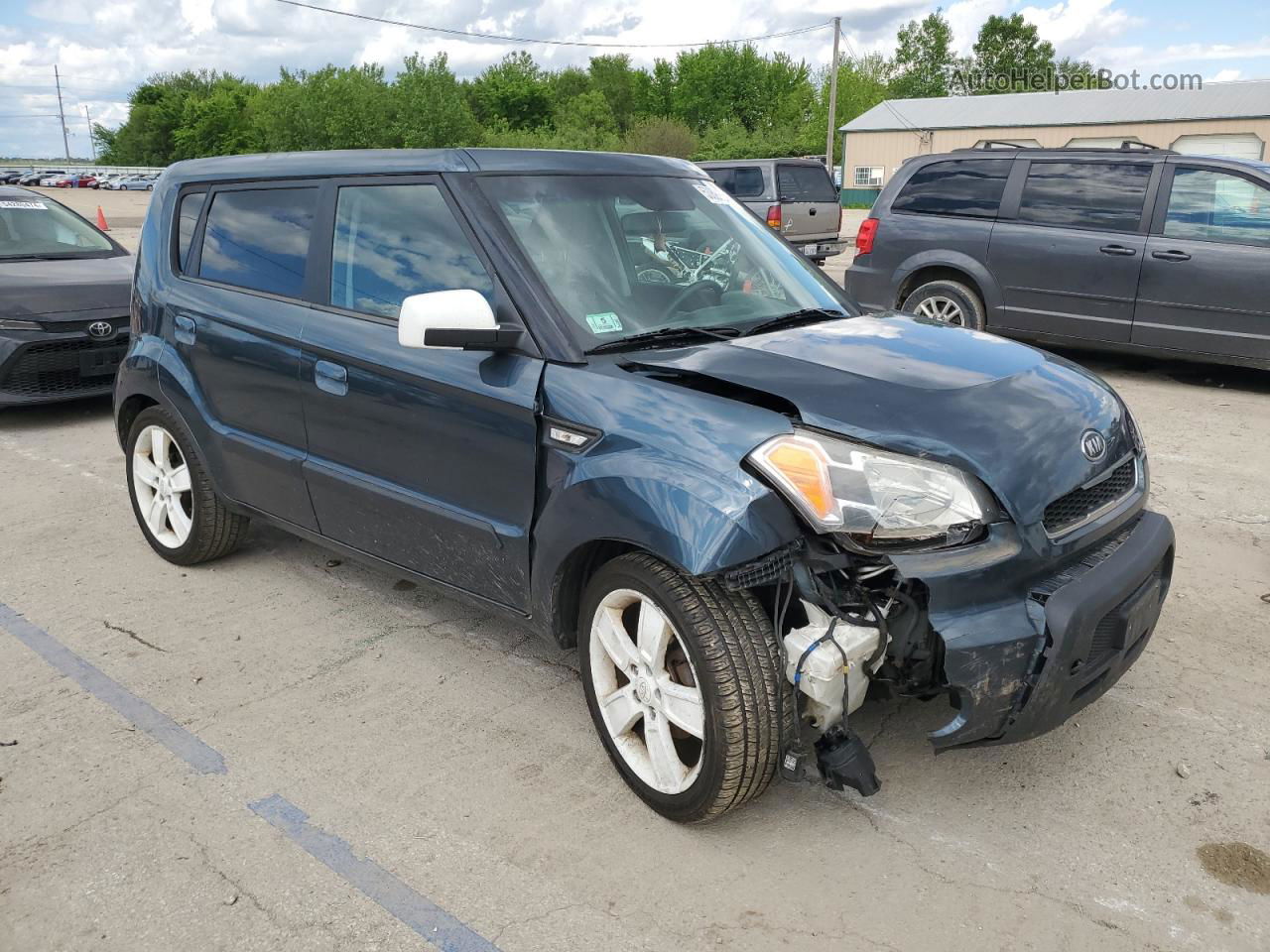 2010 Kia Soul + Blue vin: KNDJT2A20A7069531