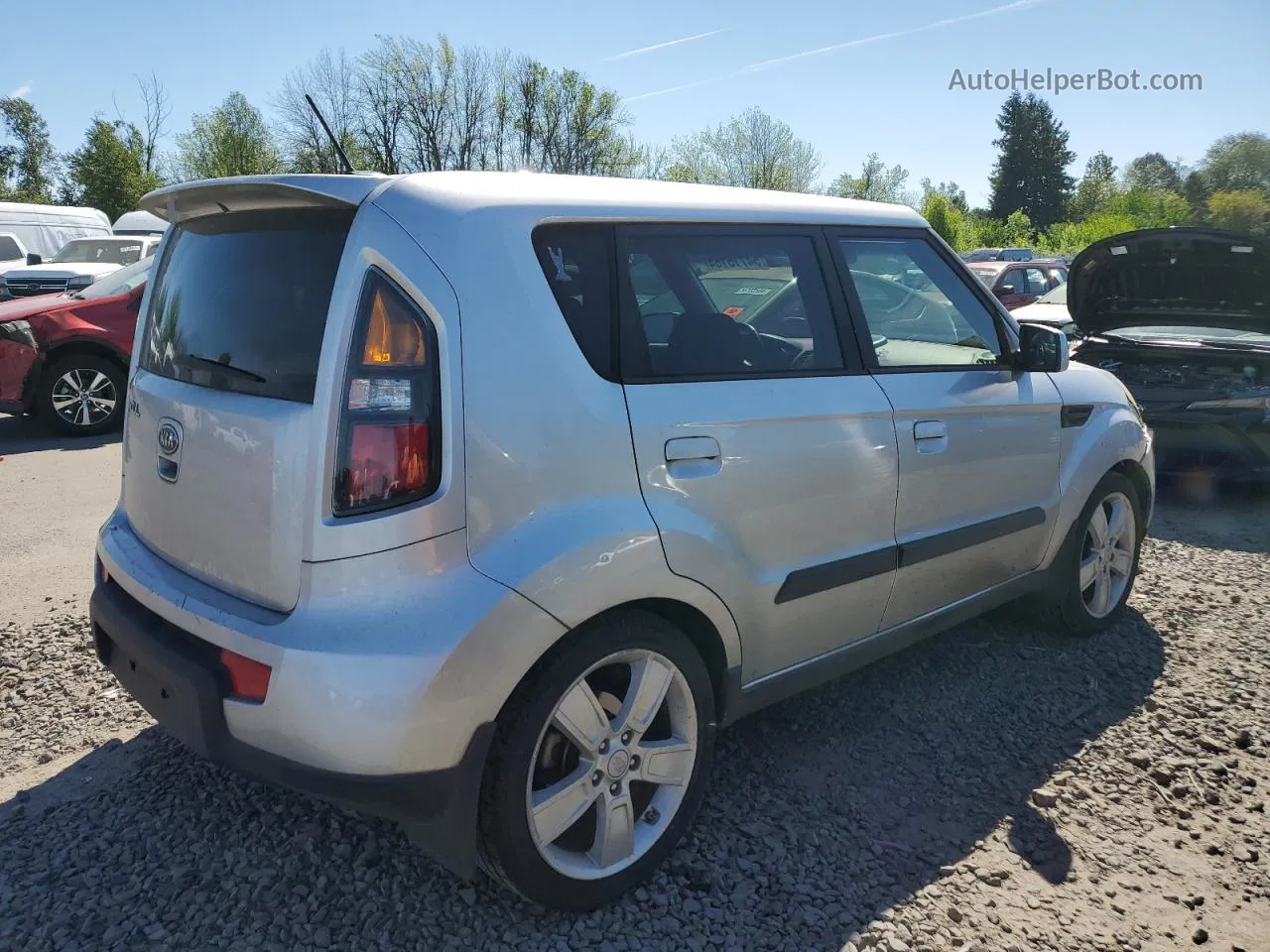 2010 Kia Soul + Gray vin: KNDJT2A20A7079556