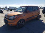 2010 Kia Soul + Orange vin: KNDJT2A20A7107727