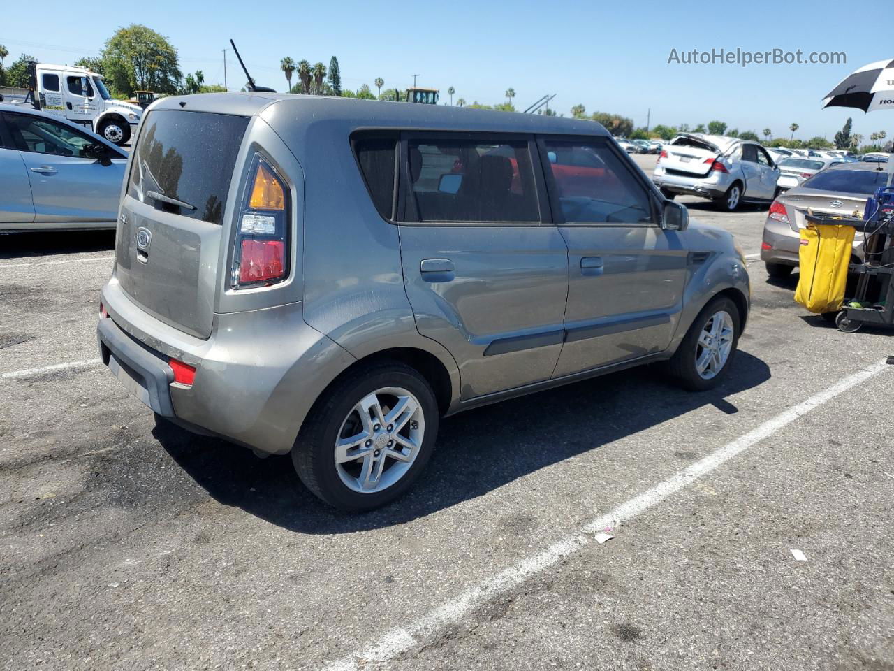 2010 Kia Soul + Gray vin: KNDJT2A20A7161030