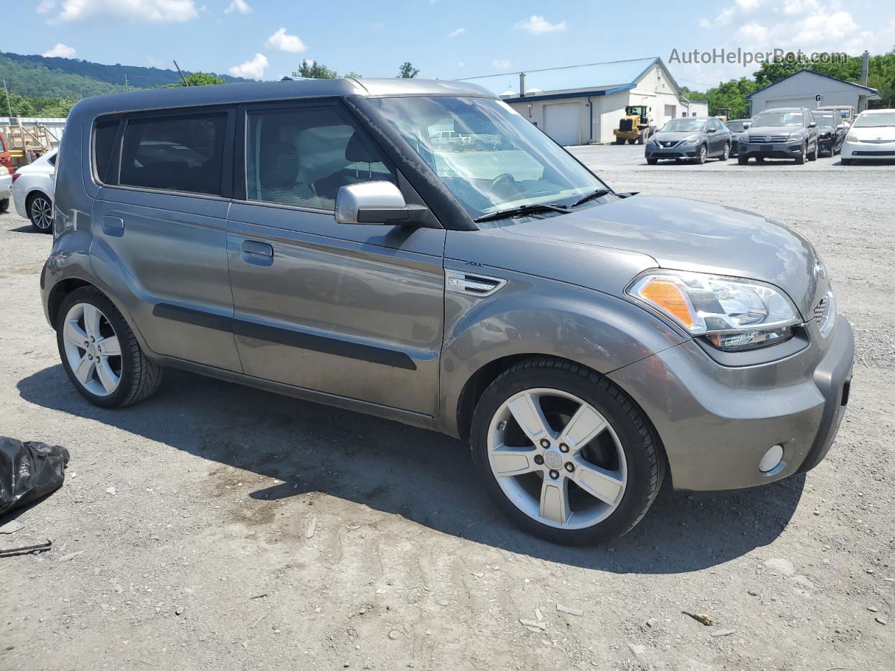 2010 Kia Soul + Silver vin: KNDJT2A20A7191628