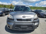 2010 Kia Soul + Gray vin: KNDJT2A20A7191712