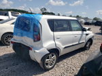 2010 Kia Soul + White vin: KNDJT2A20A7704201