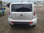 2010 Kia Soul + Серебряный vin: KNDJT2A21A7037686