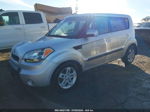 2010 Kia Soul + Silver vin: KNDJT2A21A7043648