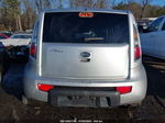 2010 Kia Soul + Серебряный vin: KNDJT2A21A7043648