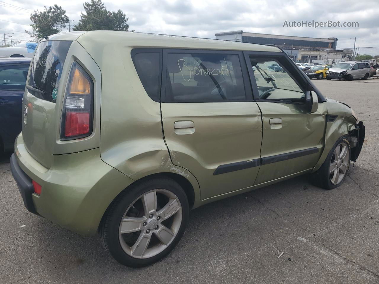 2010 Kia Soul + Green vin: KNDJT2A21A7046016