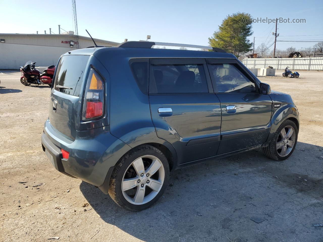 2010 Kia Soul + Blue vin: KNDJT2A21A7055105