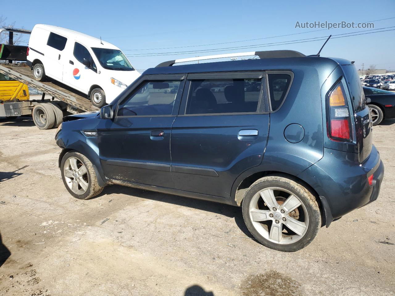 2010 Kia Soul + Blue vin: KNDJT2A21A7055105