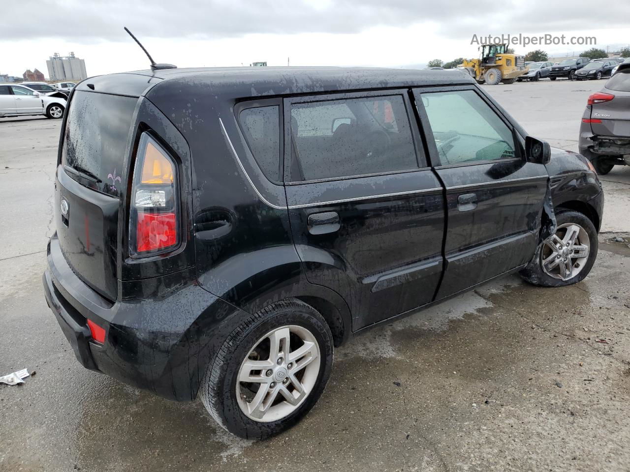 2010 Kia Soul + Black vin: KNDJT2A21A7079131