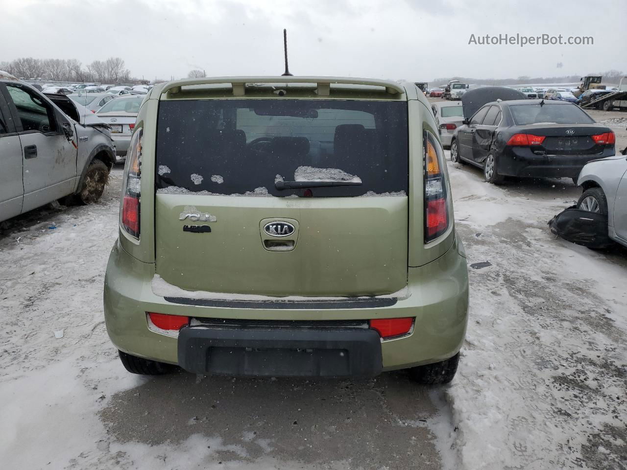 2010 Kia Soul + Green vin: KNDJT2A21A7125105