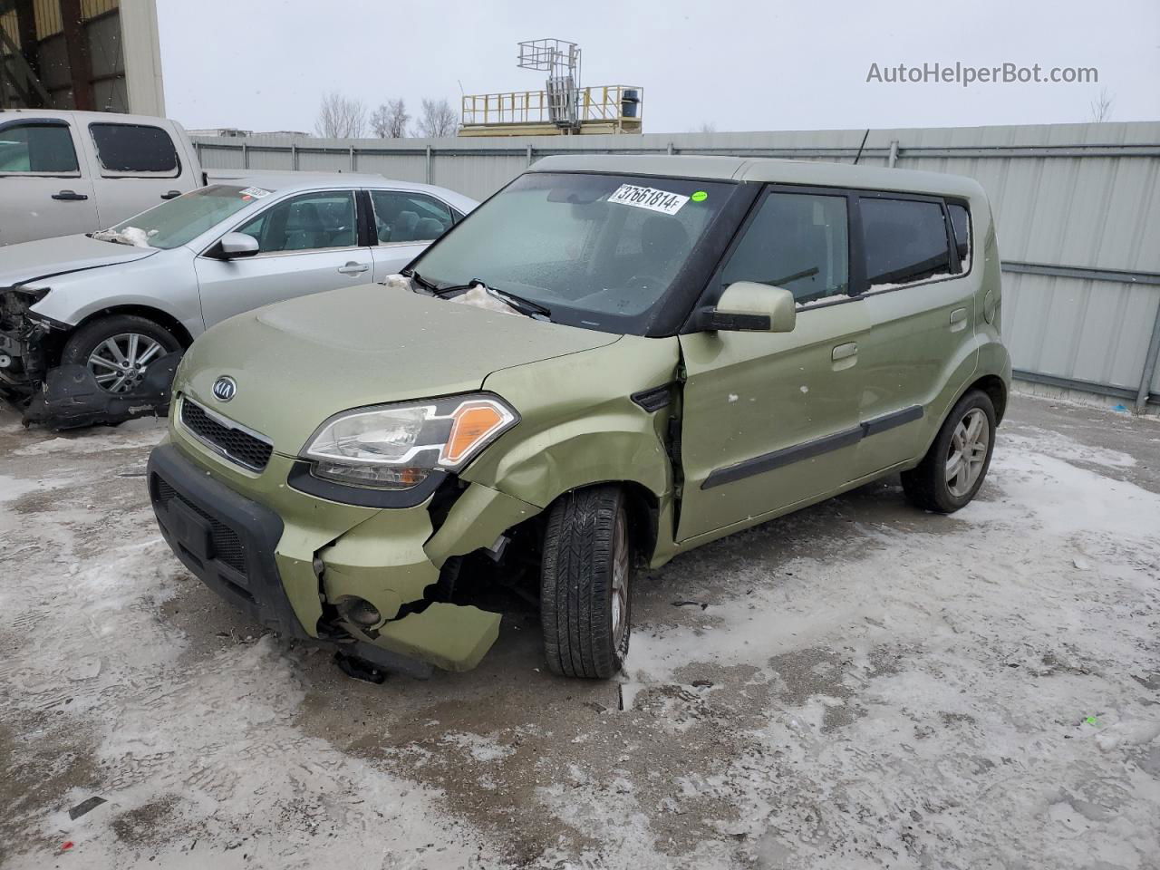 2010 Kia Soul + Green vin: KNDJT2A21A7125105