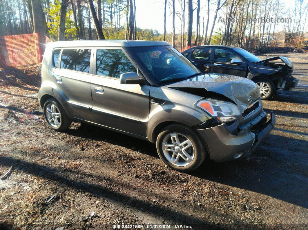 2010 Kia Soul + Серый vin: KNDJT2A21A7135973