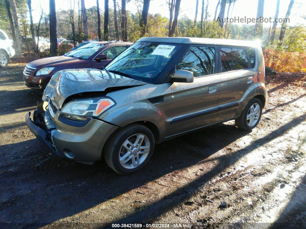 2010 Kia Soul + Gray vin: KNDJT2A21A7135973