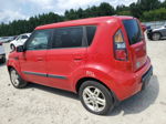 2010 Kia Soul + Red vin: KNDJT2A21A7165667