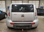 2010 Kia Soul + Серебряный vin: KNDJT2A21A7178208